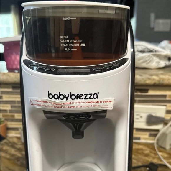 Baby Brezza Formula - Picture 1 of 2